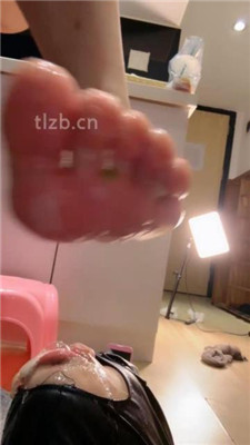 图片[11]-【草莓奶昔】极限脚深喉插吐【双视角版】-绳艺资料库